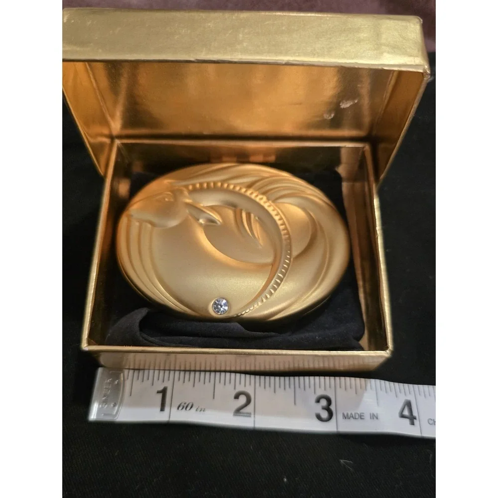 New Compact Estee Lauder Golden Capricorn Lucidity Transparent 06 With Box & Bag - Picture 1 of 3